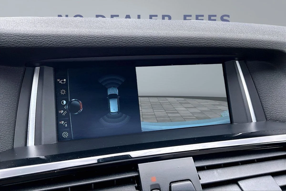Used 2017 Silver BMW xDrive28i image 14