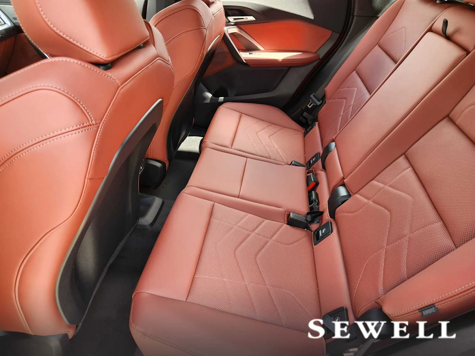 New 2026 Vegas Red Metallic BMW xDrive28i image 7