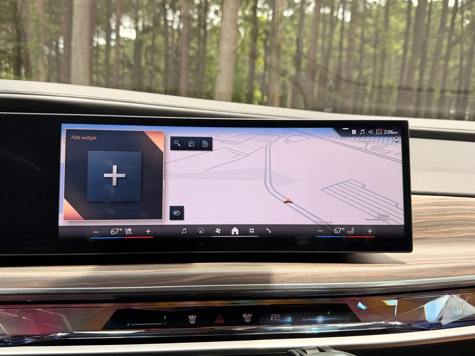 Certified Used 2023 Oxide Grey Met BMW 740i image 5