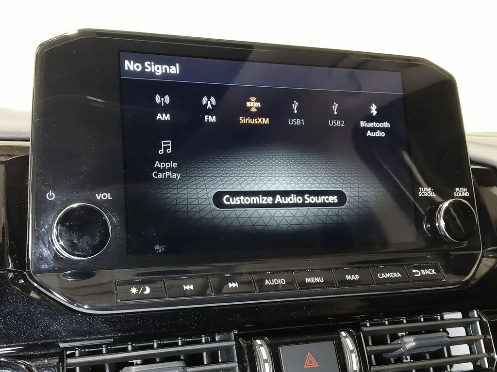 Used 2025 Gray Nissan Platinum image 26