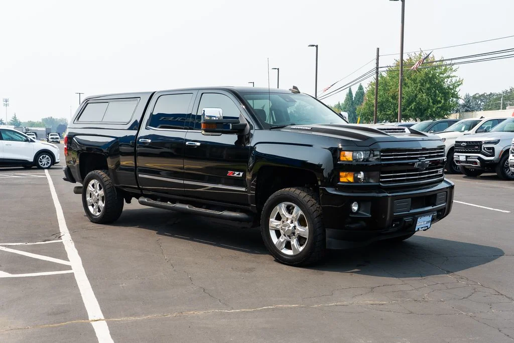 Used 2019 Black Chevrolet LTZ image 6