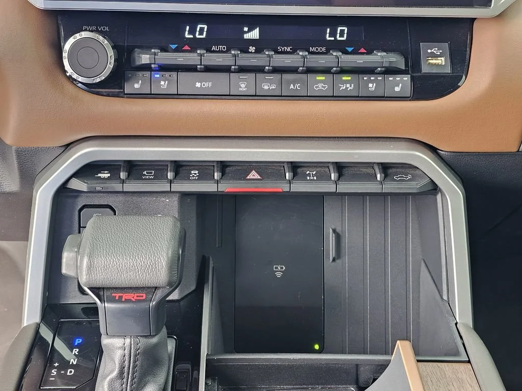 Used 2025  Toyota 1794 Edition Hybrid image 29