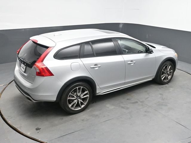 Used 2017 Silver Volvo T5 image 30