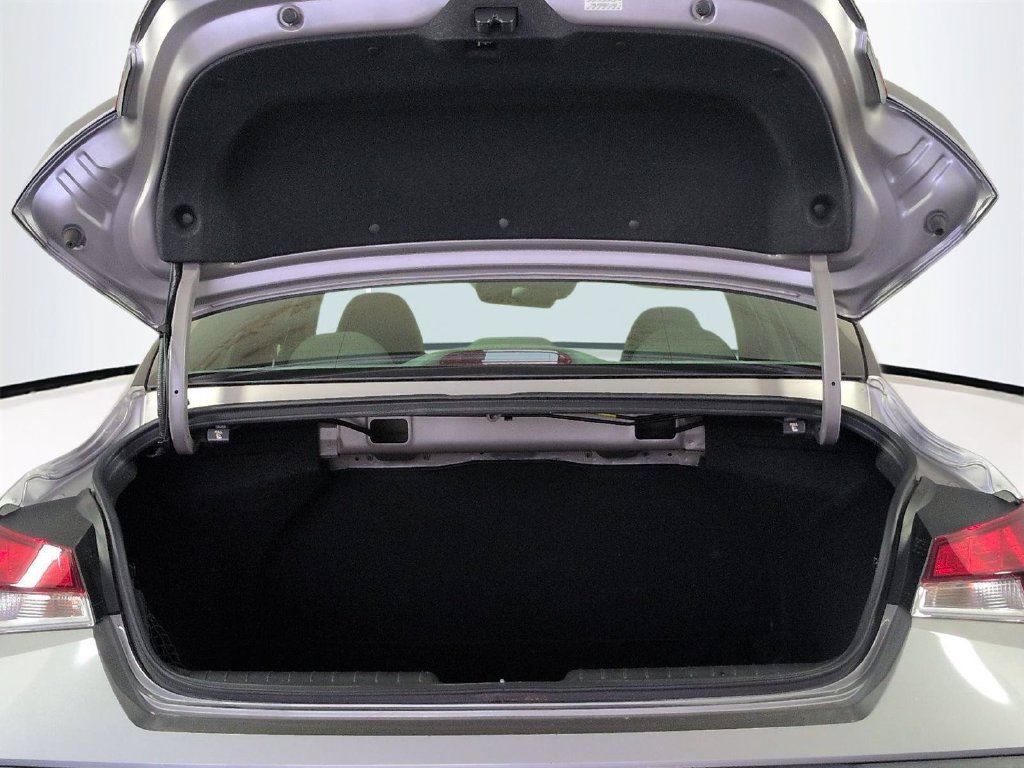 2024 Hyundai Elantra SEL - Photo 16