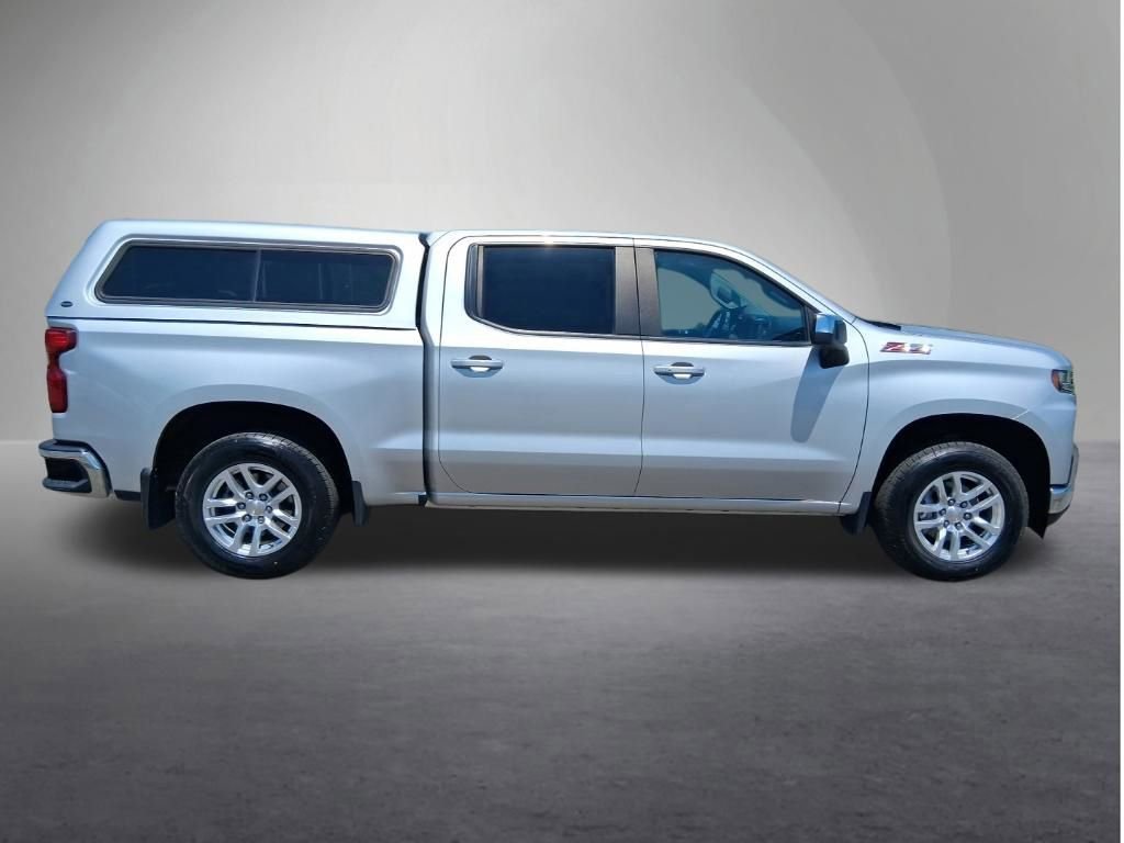 Used 2020 Chevrolet Silverado 1500 LT with VIN 3GCUYDED3LG129363 for sale in Red Wing, Minnesota