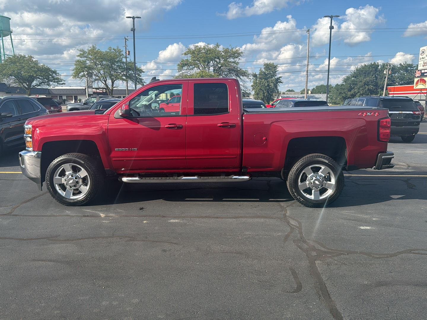 Used 2018 CAJUN RED TINTCOAT Chevrolet LT image 4