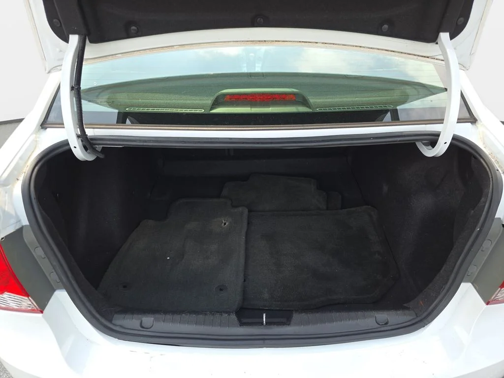 Used 2014 Summit White Chevrolet 1LT image 12