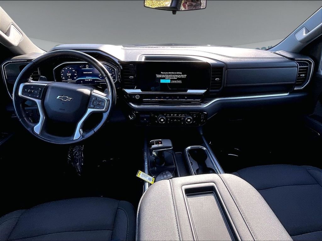Used 2022 Black Chevrolet RST image 21