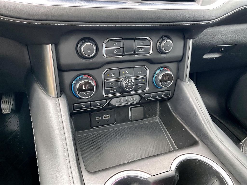 Used 2021 Black Chevrolet LT image 26