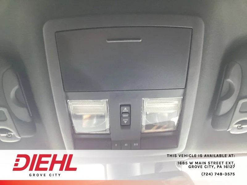 Used 2020 Purple Dodge R/T Scat Pack image 22