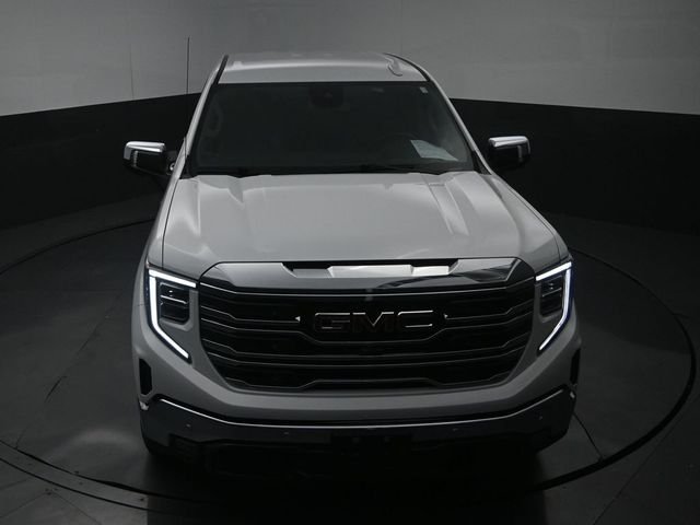 Used 2024 Summit White GMC SLT image 30