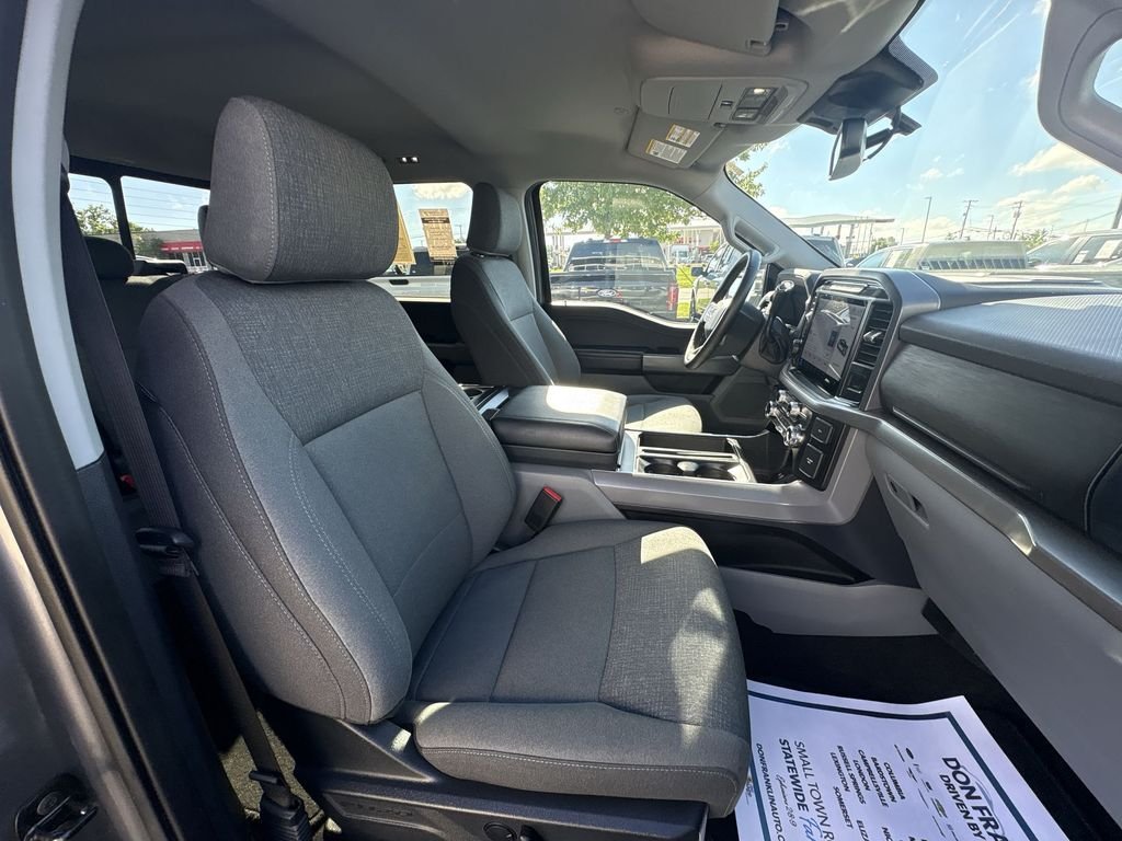 Used 2024 Gray Ford XLT image 24