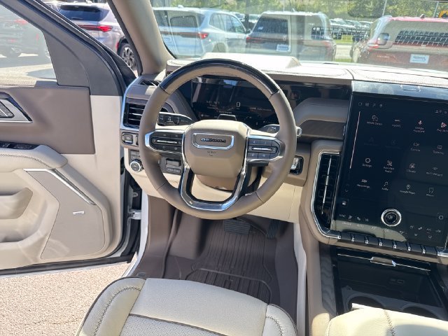 2026 GMC Yukon Denali - Photo 16