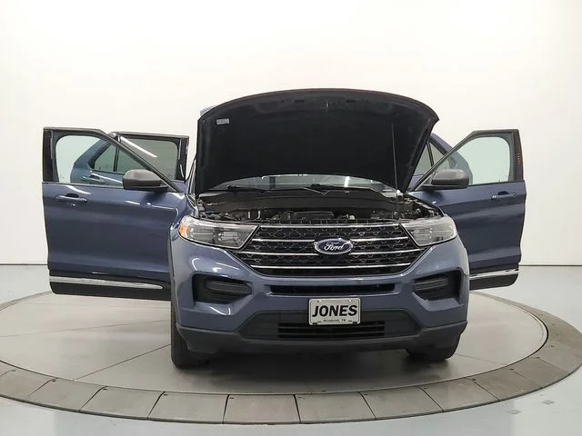 Used 2021 Blue Ford XLT image 10