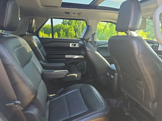 Used 2022 Gray Ford Limited image 12