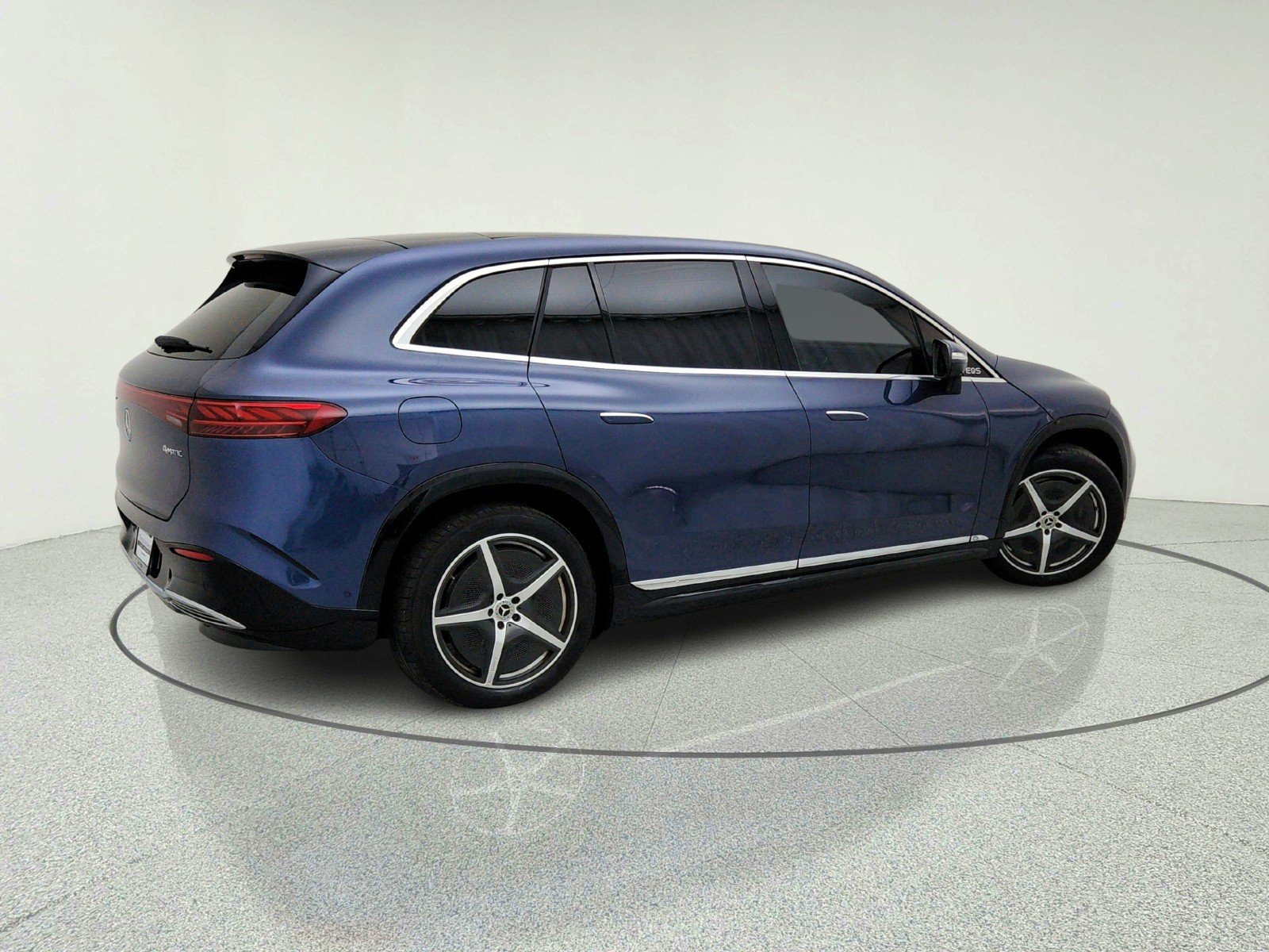 Certified Used 2023 Twilight Blue Metallic Mercedes-Benz EQS 450 image 8