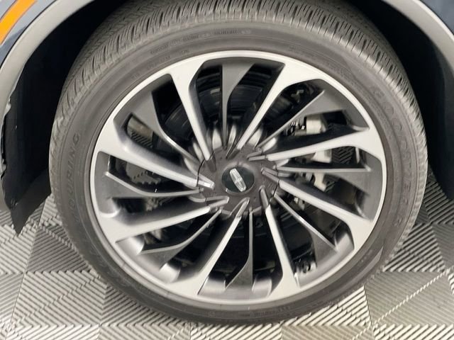 Used 2021 Blue Lincoln Reserve image 11