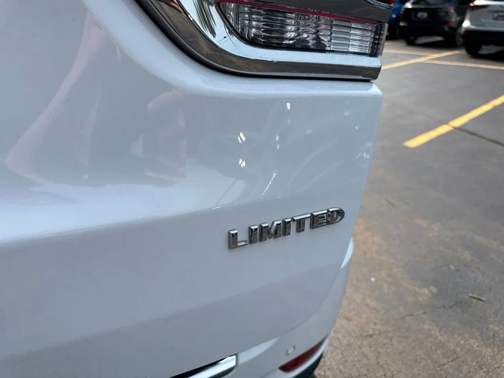 Used 2020 White Jeep Limited image 16