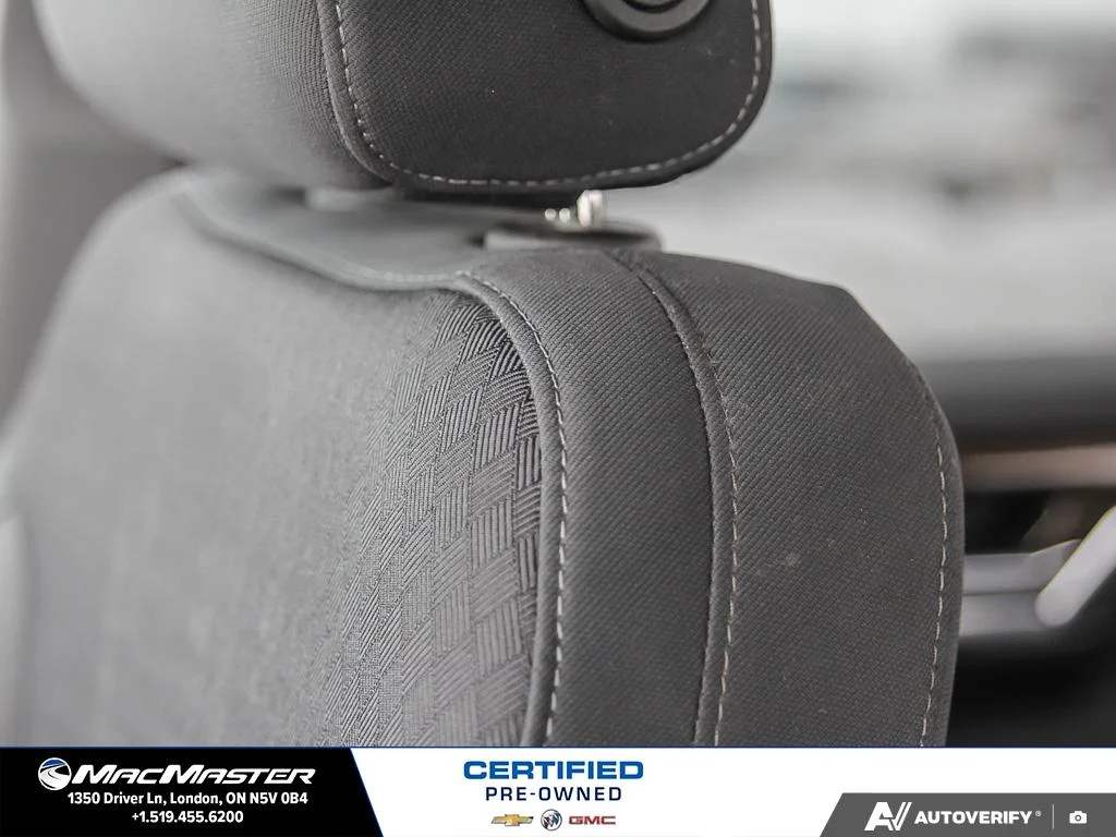 Used 2022  Chevrolet RST image 26