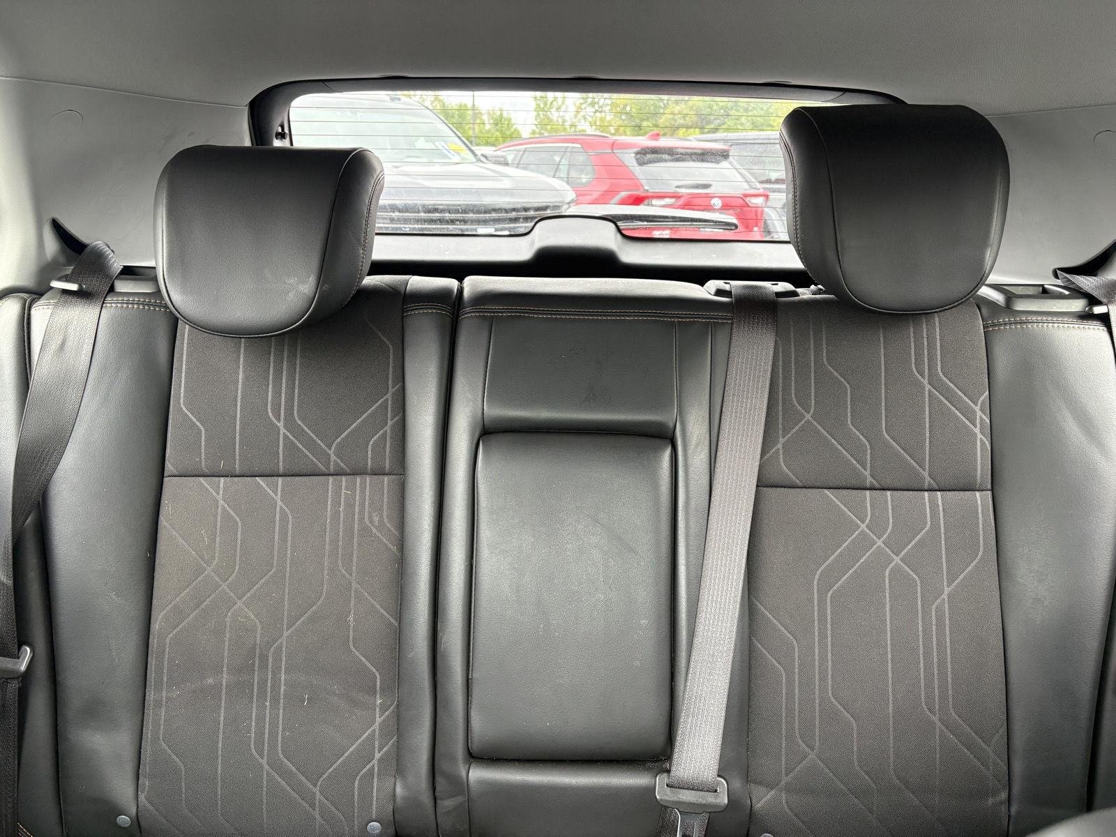 Used 2019 Summit White Chevrolet LT image 10