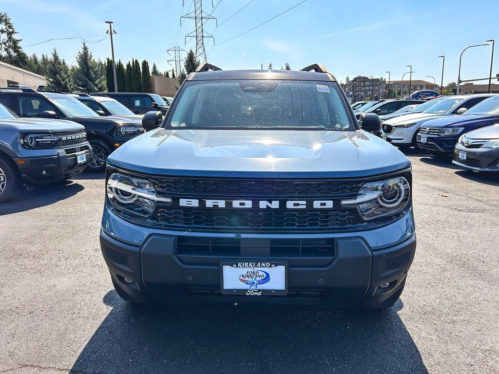 New 2026 Azure Gray Metallic Tri-Coat Ford Outer Banks® image 6