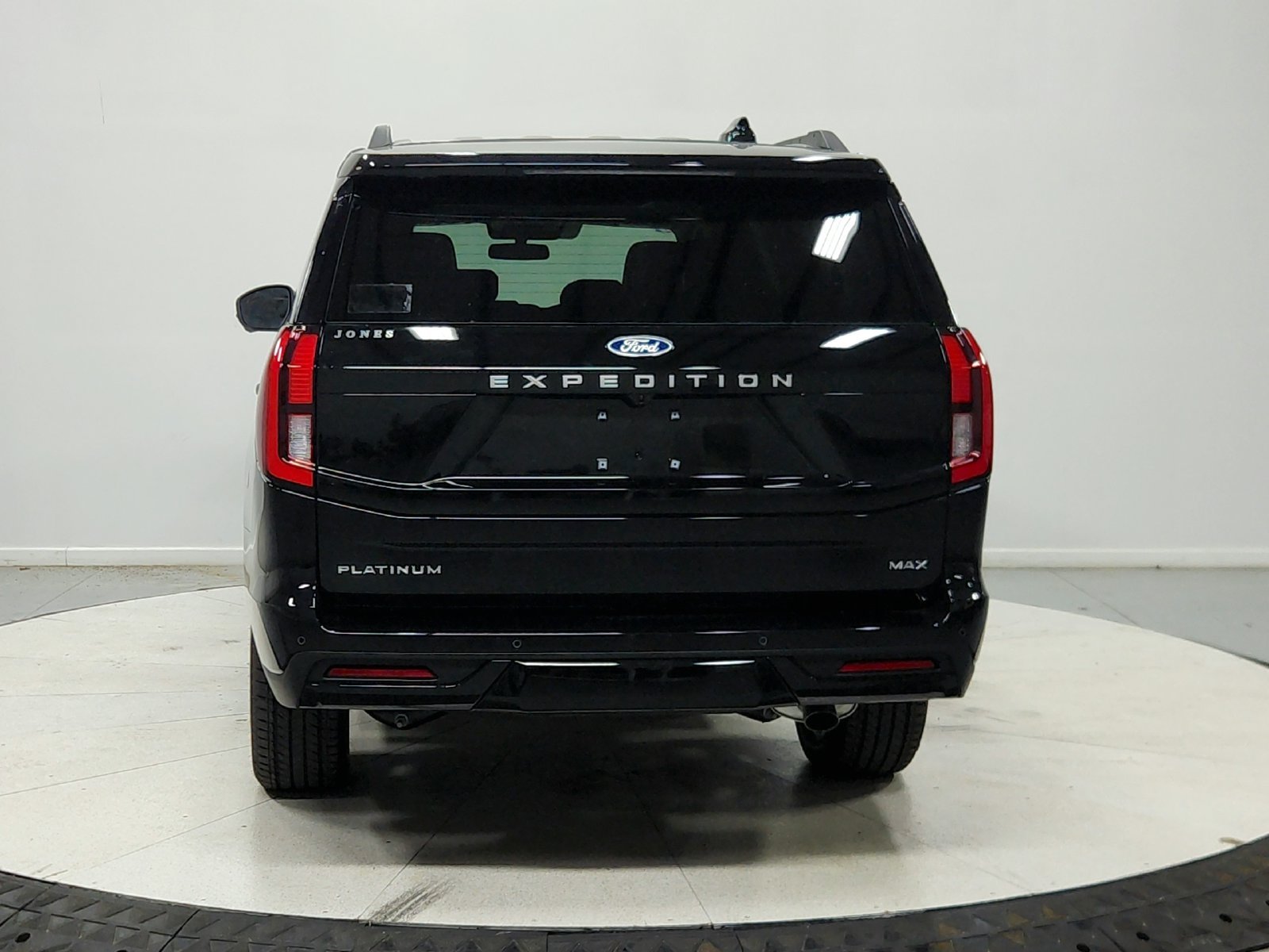 New 2027 Agate Black Metallic Ford MAX Platinum image 7