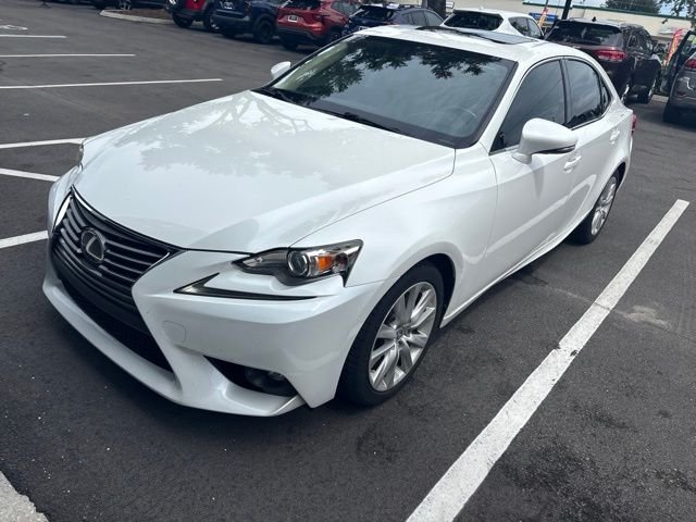 Used 2015  Lexus 250 image 2