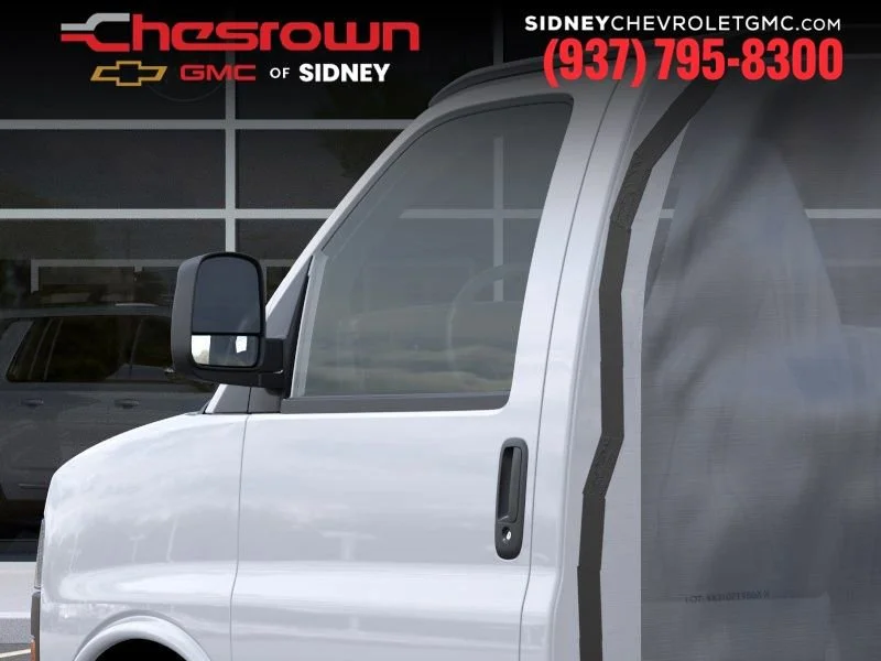 New 2025 Summit White GMC 1WT image 19