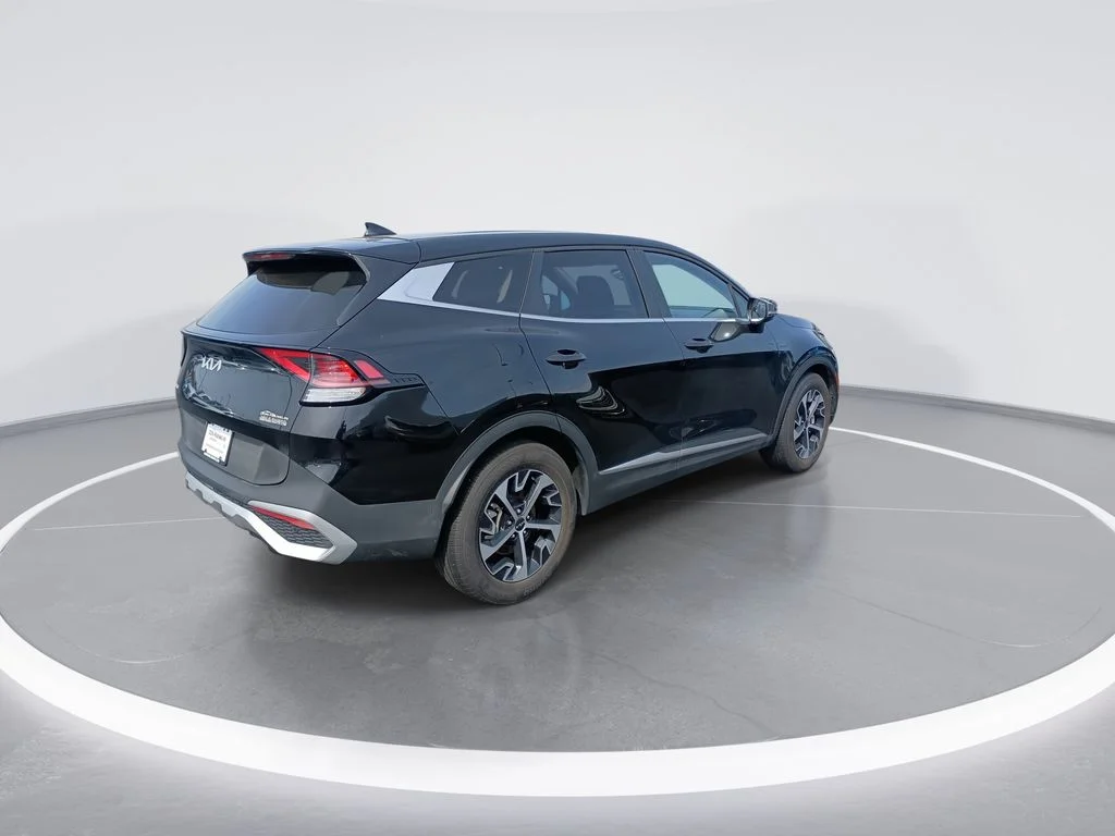 Used 2025 Black Kia EX image 8