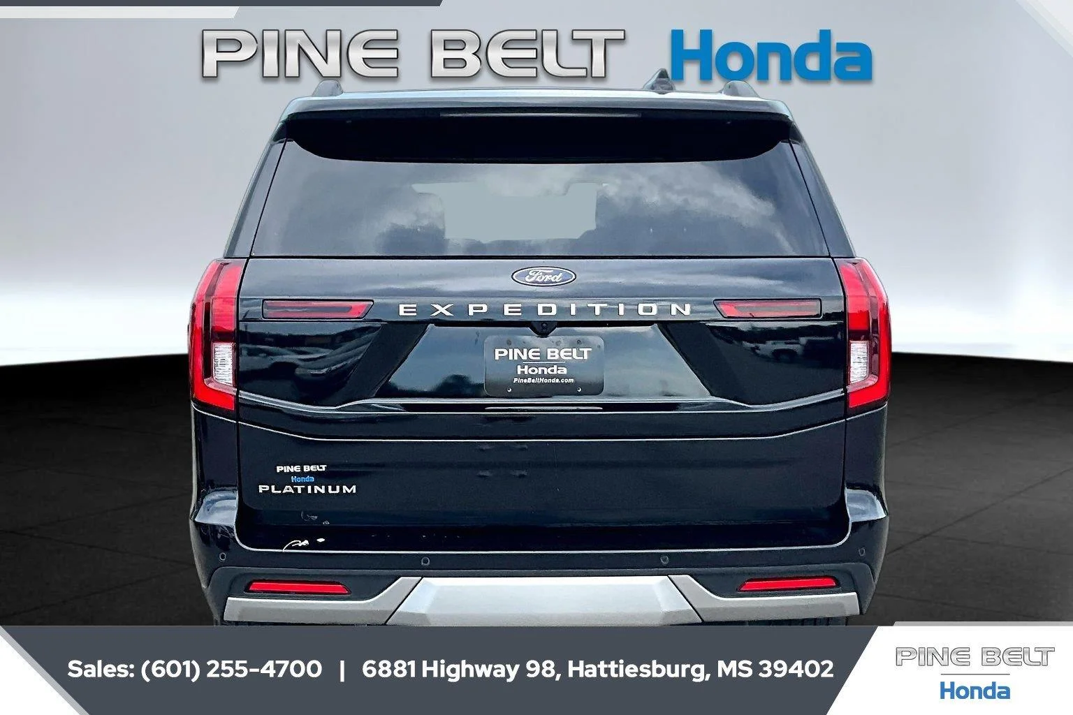 Used 2025 Agate Black Ford Platinum image 4