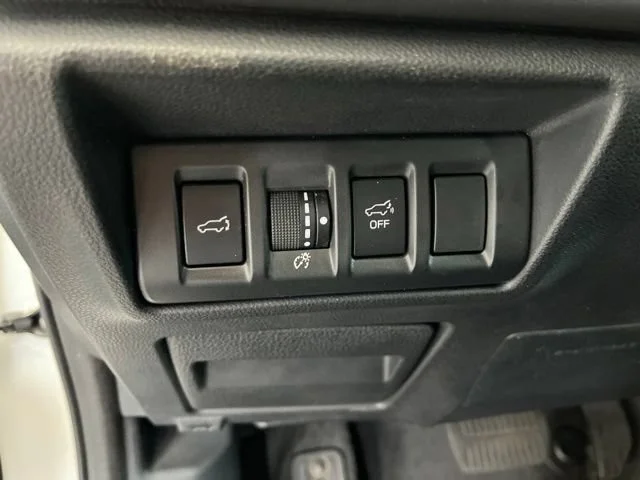 Used 2021 Crystal White Pearl Subaru Limited XT image 65