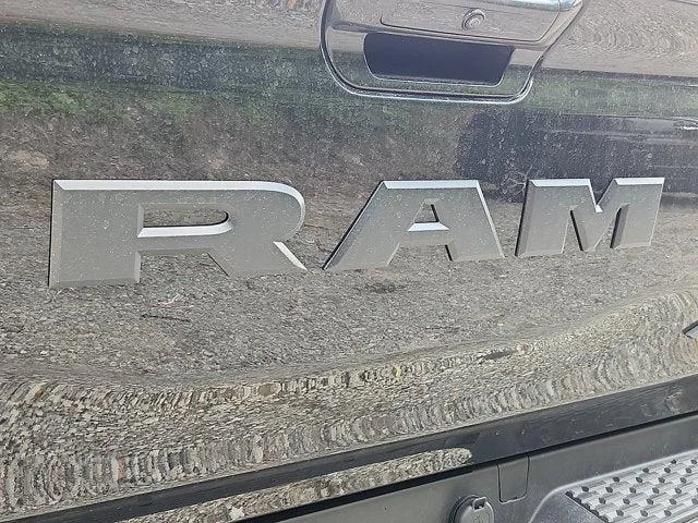 New 2026 Diamond Black Crystal Pearl-Coat Exterior Paint RAM Big Horn/Lone Star image 9
