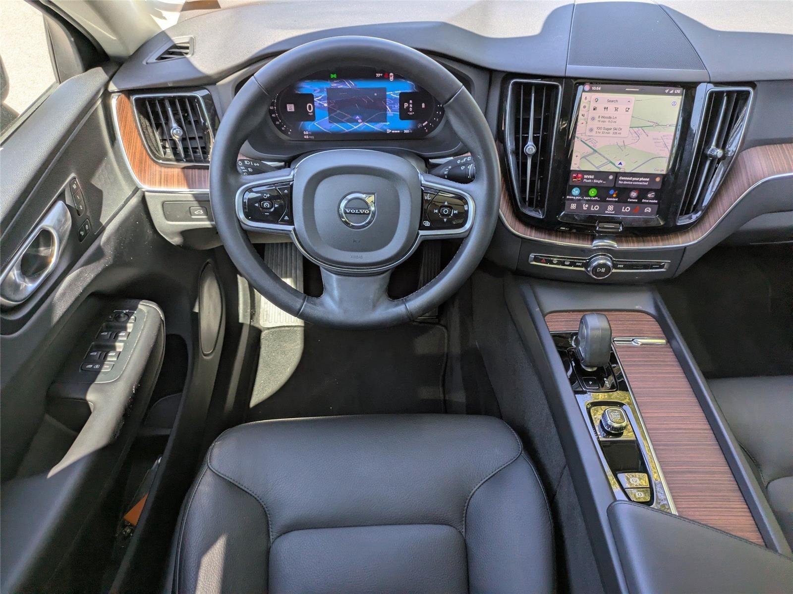Used 2024 Vapour Grey Metallic Volvo Plus Dark Theme image 19