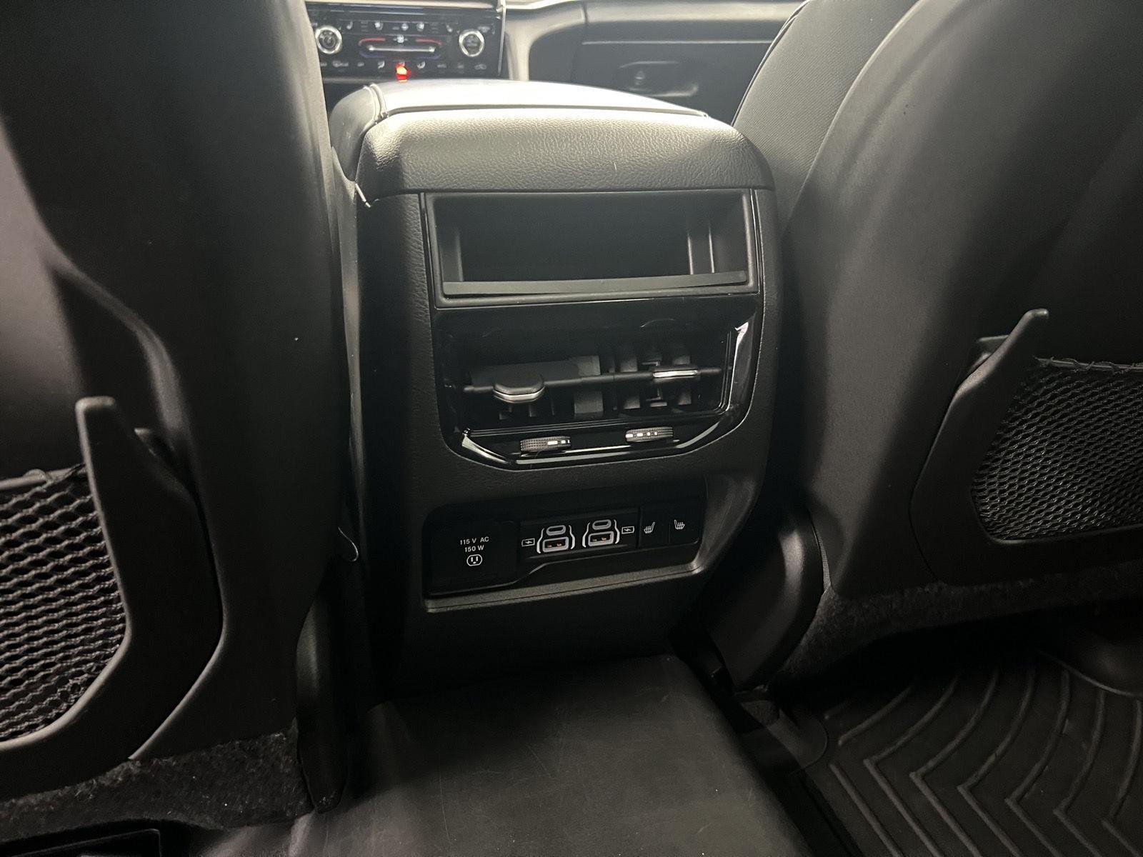 2022 Jeep Grand Cherokee Overland - Photo 26