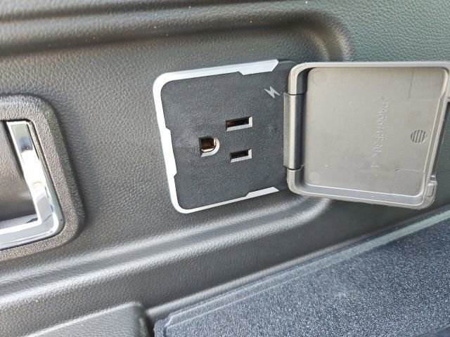 2025 GMC HUMMER EV 2X - Photo 14