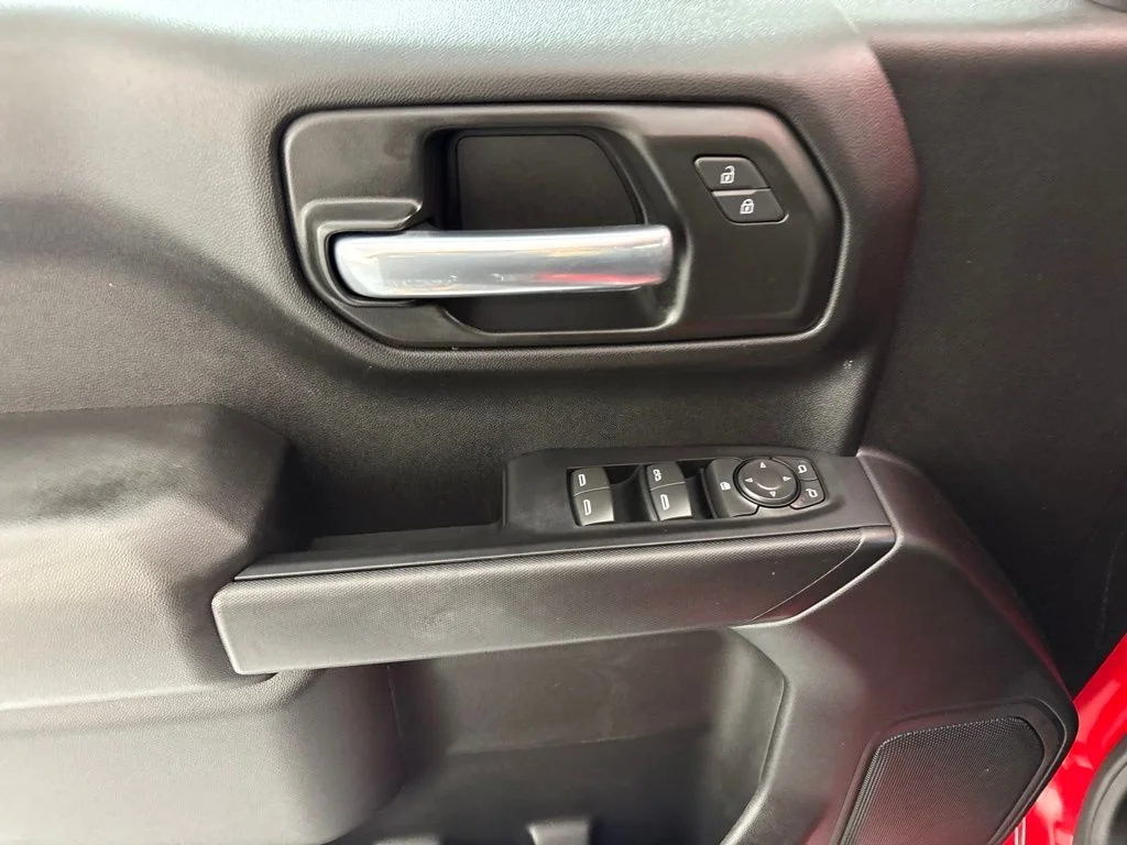 Used 2025 Red Chevrolet Custom image 25