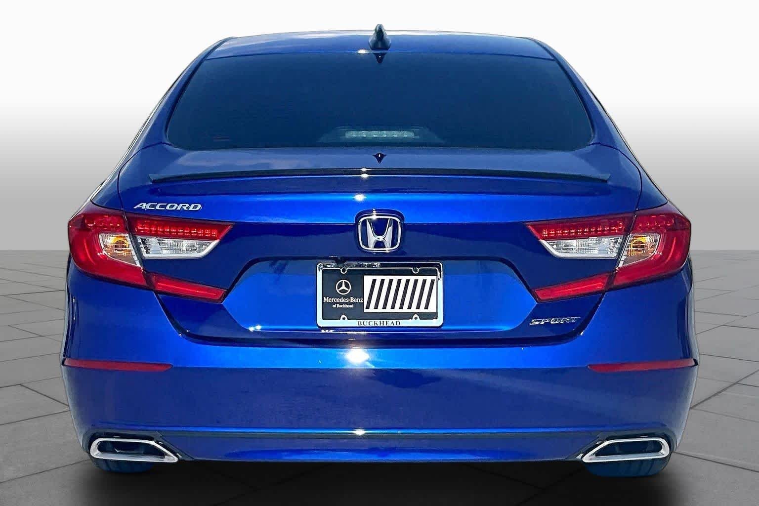 Used 2022 Still Night Pearl Honda Sport image 5