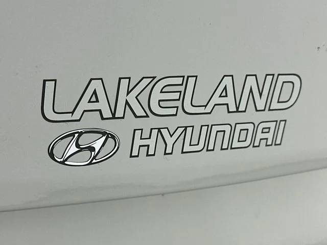 New 2026 Hyundai KONA SE