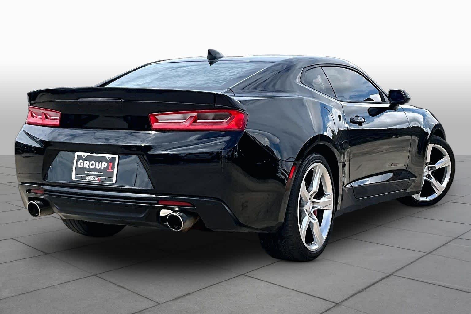 Used 2018 Mosaic Black Metallic Chevrolet 1SS image 13