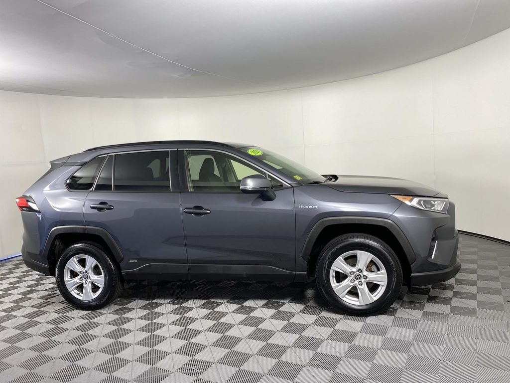 Used 2020 Gray Toyota XLE image 8