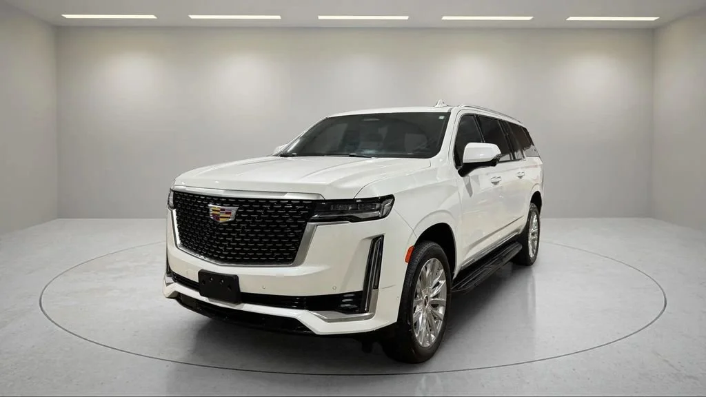 2023 Cadillac Escalade ESV 4WD Premium Luxury's photo