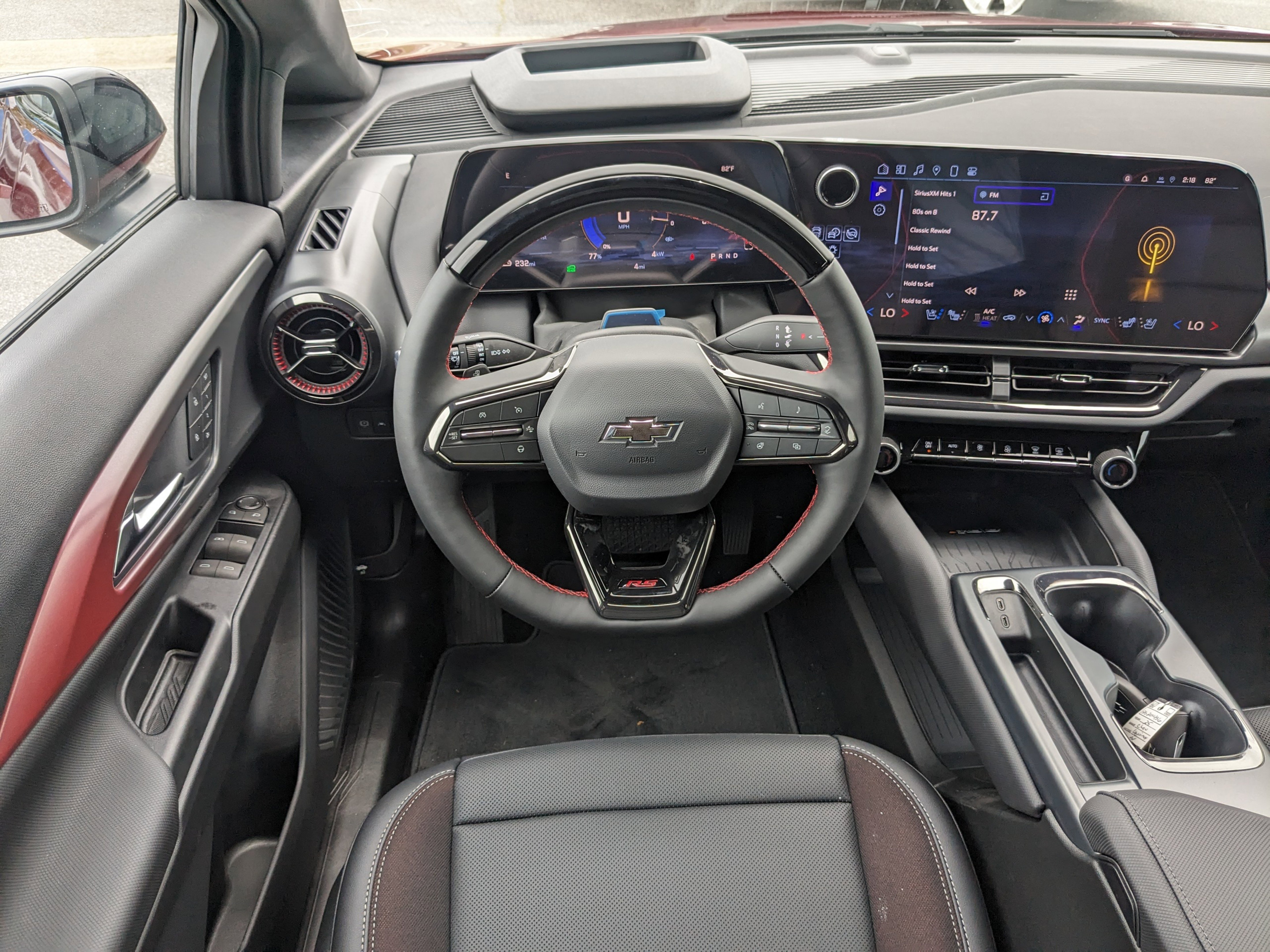 2025 Chevrolet Equinox EV RS - Photo 17
