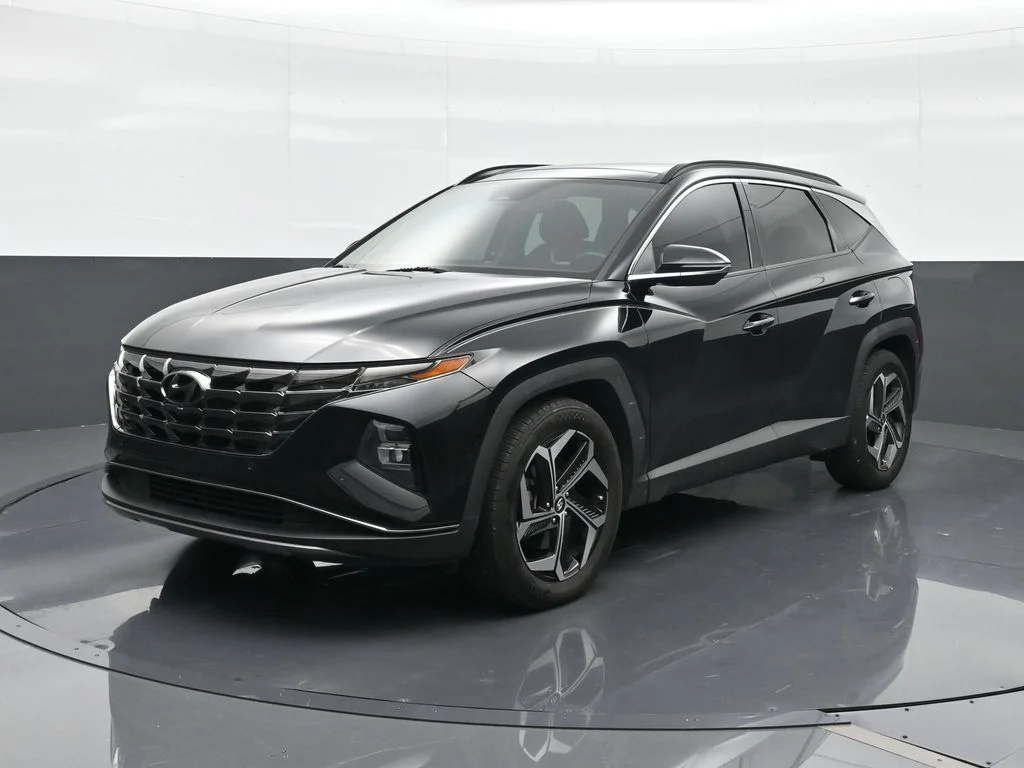 Used 2022 Black Hyundai Limited image 1
