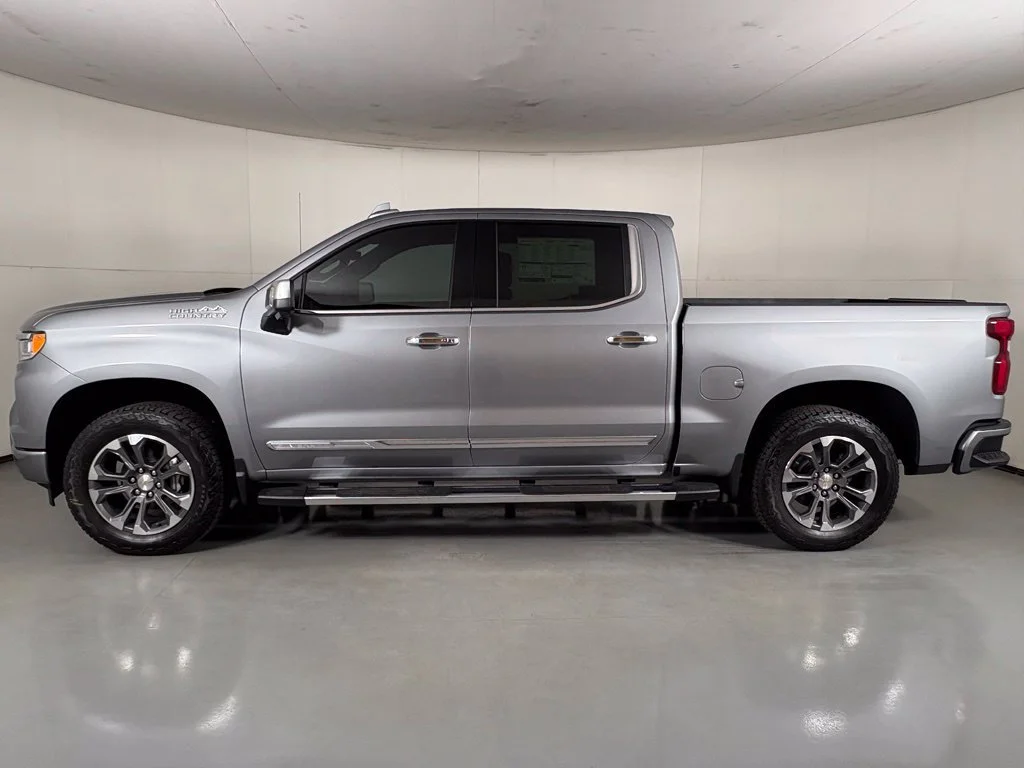 New 2026 Sterling Gray Metallic Chevrolet High Country image 6