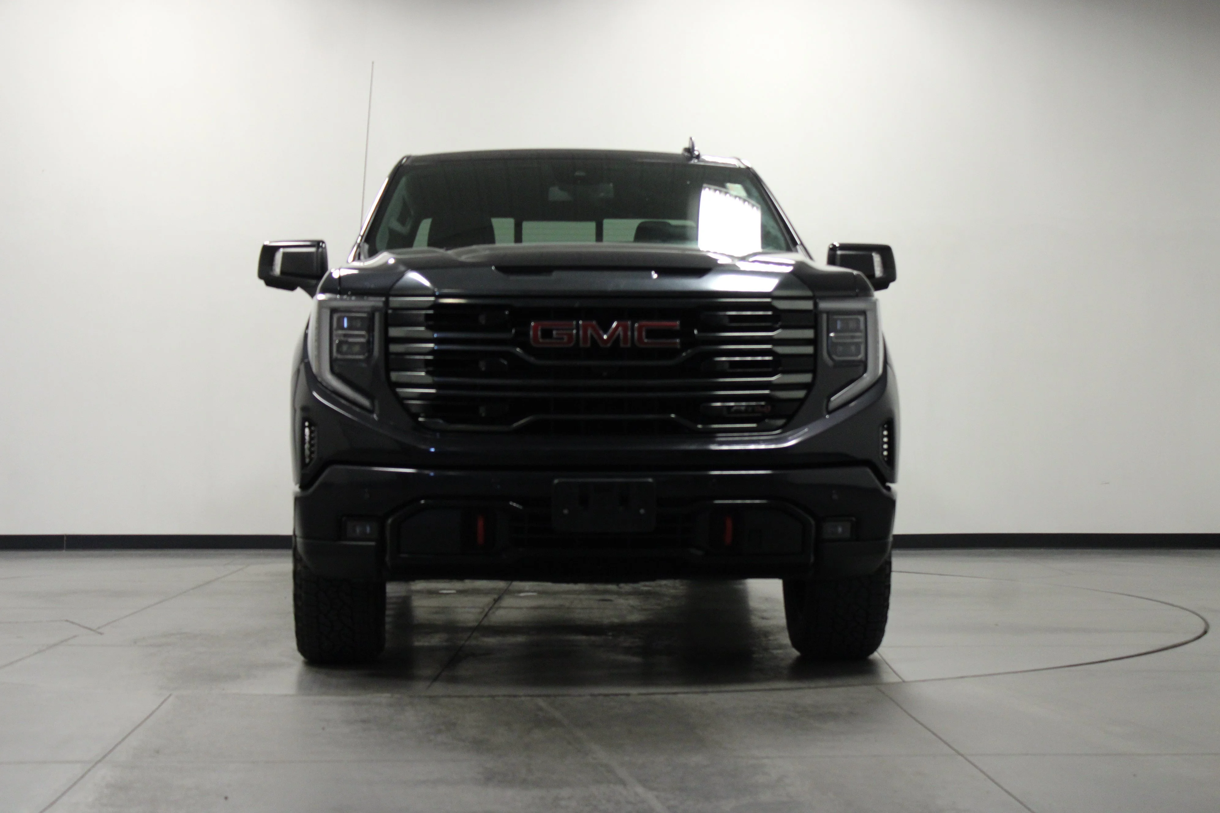 Used 2023 Titanium Rush Metallic GMC AT4 image 9