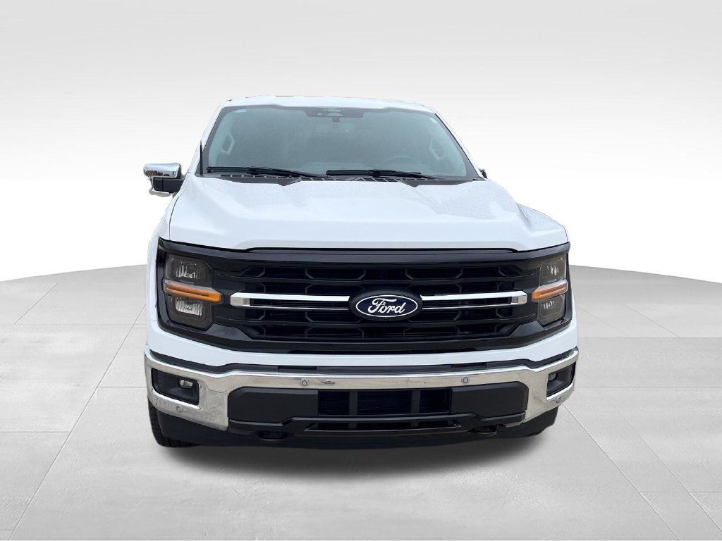 Used 2024 White Ford XLT image 8