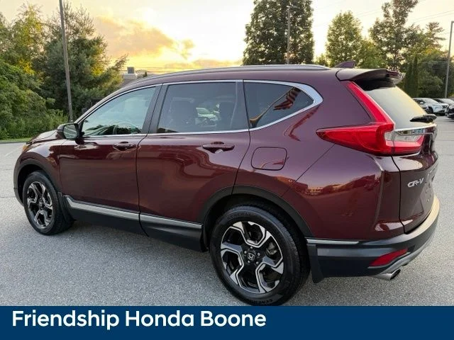 Used 2018 Red Honda Touring image 11