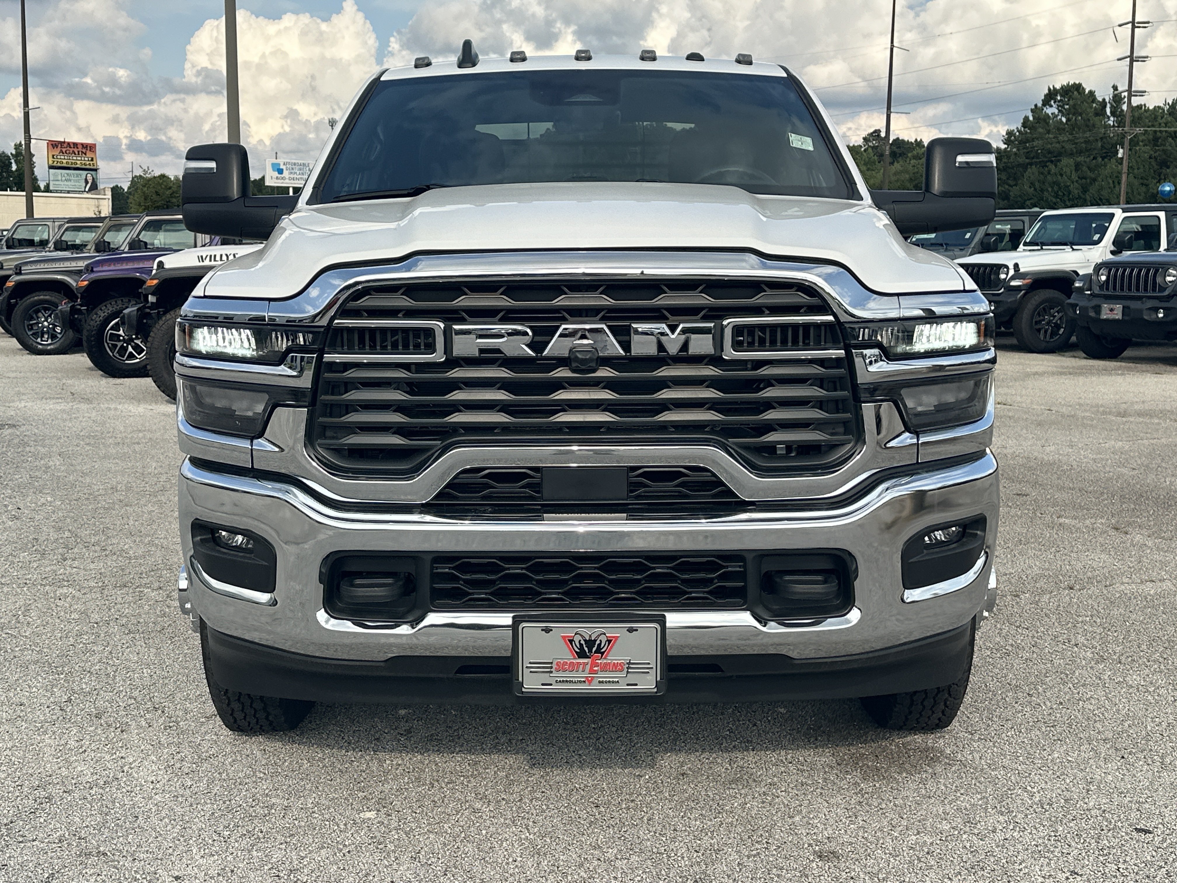 New 2026 Bright White Clear-Coat Exterior Paint RAM Big Horn image 3
