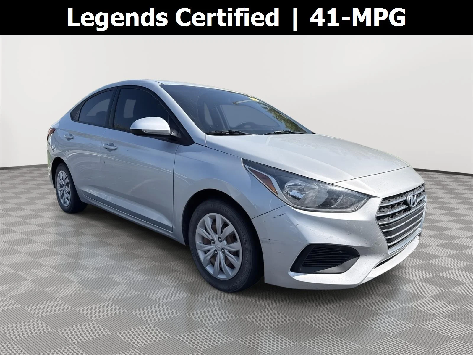 Used 2021 Olympus Silver Hyundai SE image 1