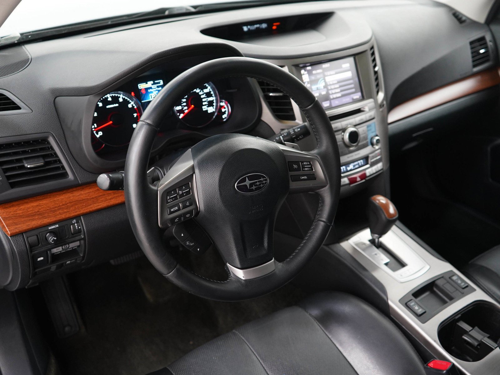 Used 2014 Ice Silver Metallic Subaru 3.6R image 20